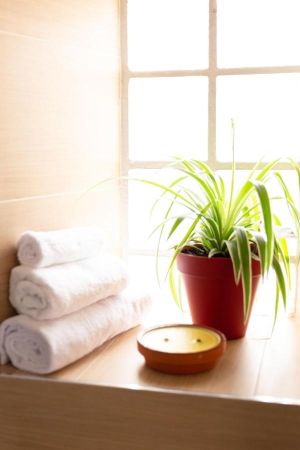 Ferienwohnung Rer C A 4 Minutes A Pieds Chateau De Versailles 15 Minutes A Pied Exterior foto